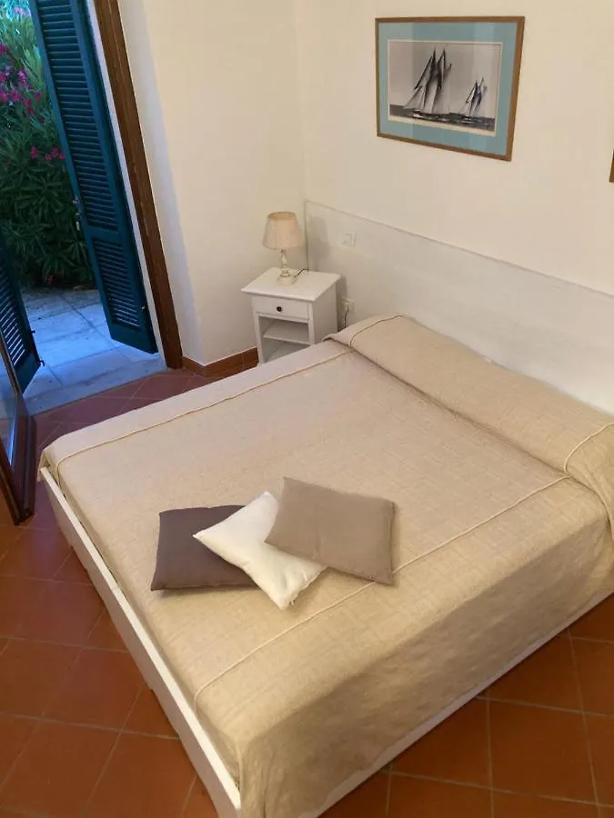 Farm stay Villa Borgeri Castagneto Carducci Italy